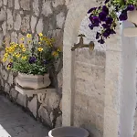 La E Bella Frínion